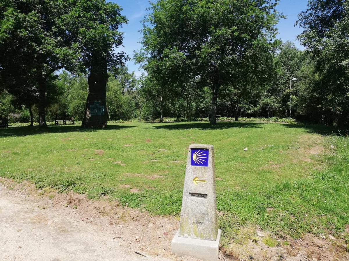 Albergue Camino Real Sigueiro Εξωτερικό φωτογραφία